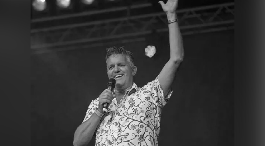 „Jetzt ist er bei demjenigen, der ihn am meisten liebt“: Der verstorbene Komiker Steve Legg. Foto: Facebook
