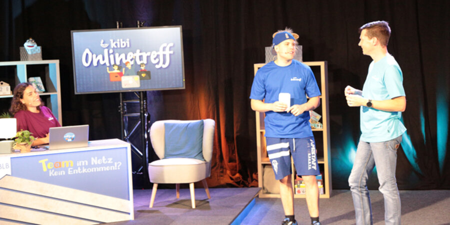 Unter dem Titel „Team im Netz – Kein Entkommen!?“ gestalteten die Kinderreferenten des Werkes ein buntes Programm. Foto: Bibellesebund