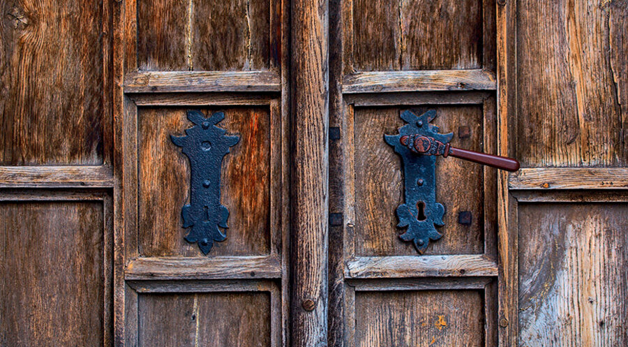 An Heiligabend fanden sich gegen 15 Uhr acht Personen der Gruppierung vor der verschlossenen Kirche ein. Symbolbild: pixabay.com