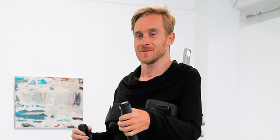 Der querschnittsgelähmte Schauspieler Samuel Koch. Foto: Privat