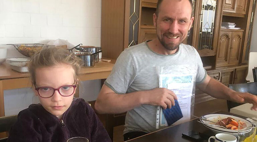 Dieser Mann verlor nacheinander zwei Ehefrauen an Krebs. Jetzt verloren er und seine traumatisierte Tochter auch ihre Heimat. Foto:privat