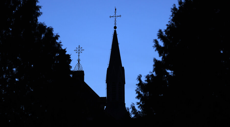 Das Kirchenasyl ist die vorübergehende Aufnahme von Flüchtlingen in kirchlichen Einrichtungen, um deren Abschiebung zu verhindern. Symbolfoto: picture alliance / Panama Pictures | Christoph Hardt