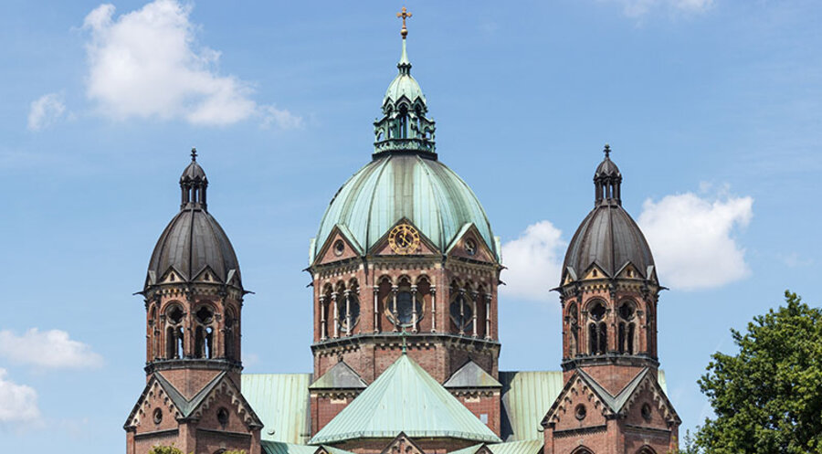 Die St. Lukas Kirche in München – eine evangelisch-lutherische Pfarrkirche. Foto: iStock/Tree4Two
