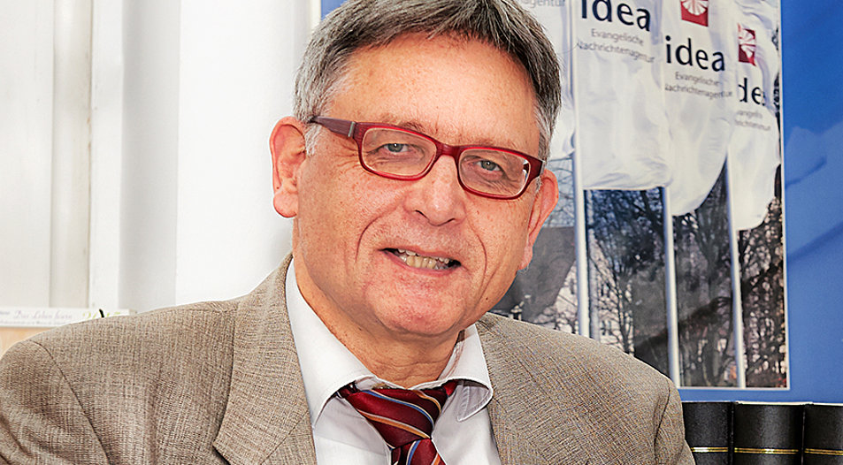 Helmut Matthies ist Theologe und Journalist sowie Vorstandsvorsitzender von IDEA. Foto: IDEA/ Wolfgang Köbke