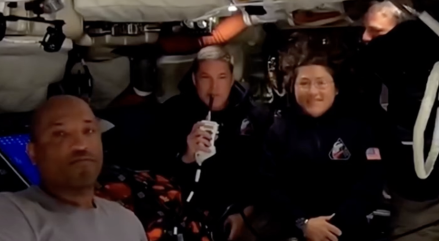 Die vier Astronauten v.l.: Victor Glover, Jeremy Hansen, Christina Koch und Reid Wiseman. Screenshot: Instagram/scientific_american