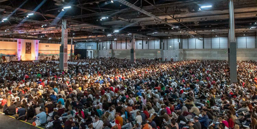 In Madrid versammelten sich rund 15.000 junge Menschen beim 41. Europäischen Taizé-Jugendtreffen. Foto: www.taize.fr