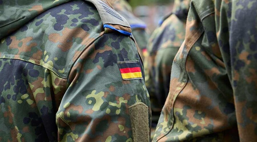 Für die Seelsorge-Präsenz in Einsätzen liegt die Zustimmung der befragten Soldaten bei 95 Prozent. Foto: picture alliance/CHROMORANGE/Michael Bihlmayer