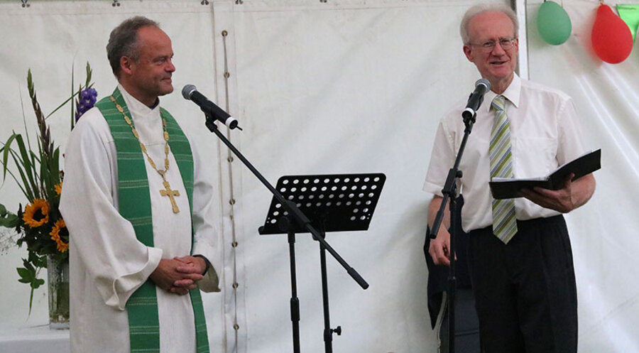 Bischof Tilman Jeremias und der Leiter des Hauses der Stille, Pastor Michael Wacker. Foto: Annette Klinkhardt