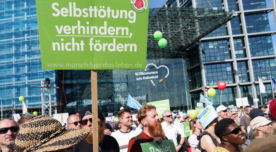 Werden gerne in die rechte Ecke gestellt: Befürworter des ungeborenen Lebens. Foto: IDEA/m.pletz