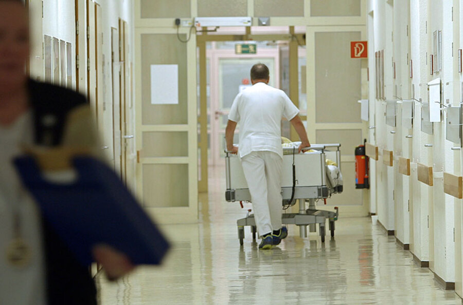 Etwa 80 % der Menschen sterben im Krankenhaus und in Pflegeheimen. Foto: Radio Bremen/Matthias Kind