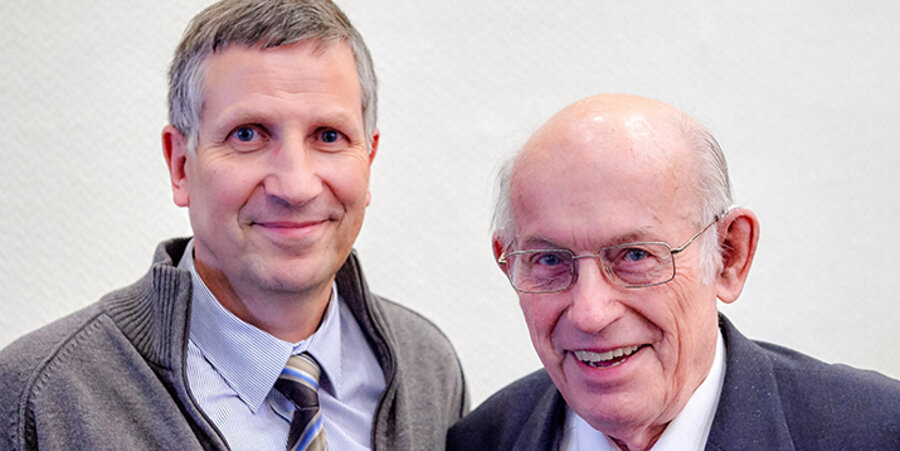 v. l.: Der neue Vorstandsvorsitzende der Evangelische Nachrichtenagentur idea, Pastor Johannes Holmer, und Pastor Horst Marquardt. Foto: idea/kwerk.eu