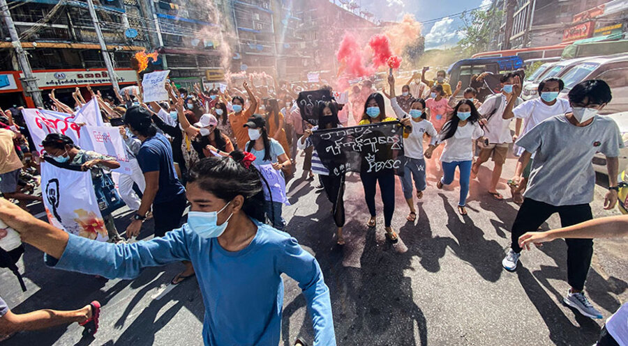In Myanmar kommt es immer wieder zu Protesten gegen den Militärputsch. Foto: picture alliance / AA | Yan Naing Aung