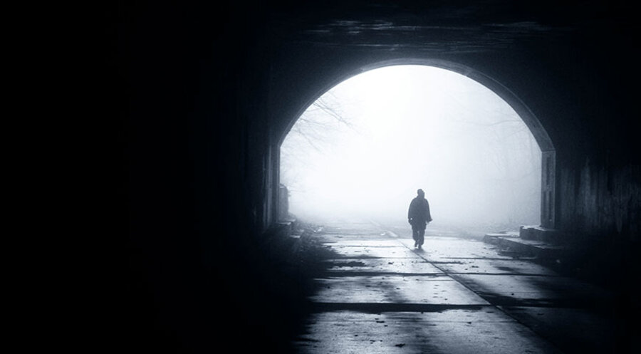 Annegret Lenz fühlte sich inmitten der Schicksalsschläge von Gott im Stich gelassen. Symbolfoto: unsplash.com
