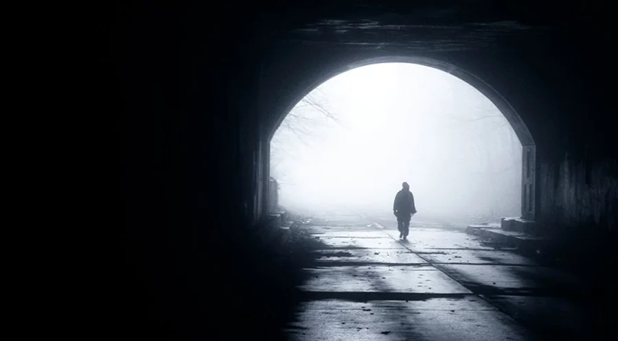 Annegret Lenz fühlte sich inmitten der Schicksalsschläge von Gott im Stich gelassen. Symbolfoto: unsplash.com
