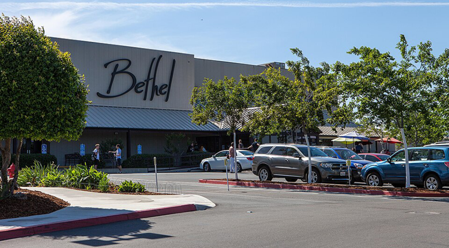 Die US-amerikanische „Bethel Church“ hat ihren Sitz in Redding/Kalifornien. Foto: wikimedia
