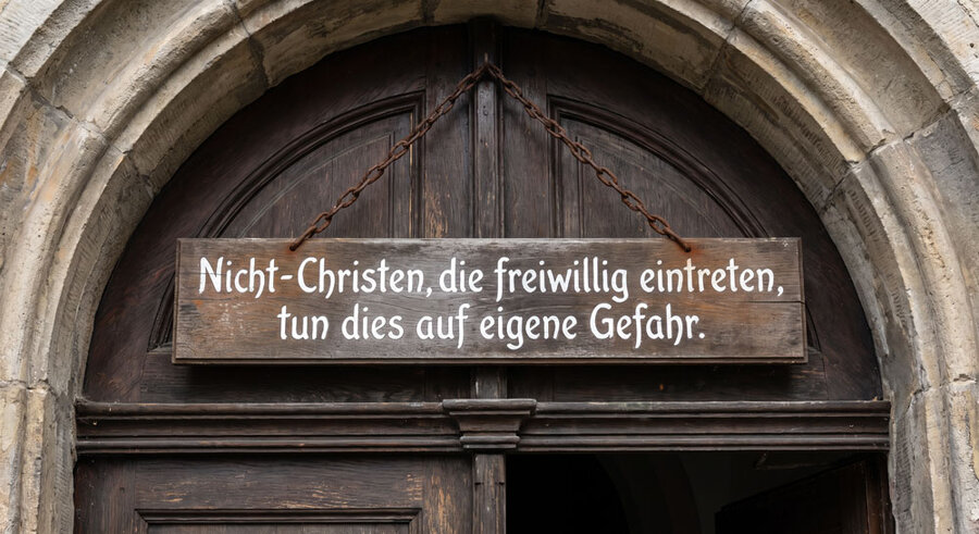 Die christlichen Gemeinden in Indien warnen inzwischen Nicht-Christen vor dem Betreten ihrer Gemeinden.