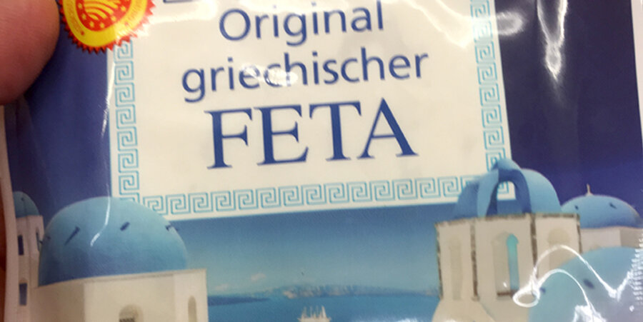 Auf der Verpackung fehlt auf mindestens einer der vier Kuppeln das Kreuz. Foto: idea/Pankau