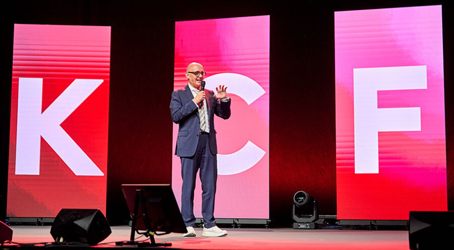 Hermann Binkert sprach auf dem KCF in Berlin. Foto: IDEA/Florian Boillot