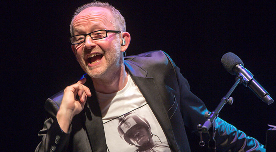 Komponist und Musikproduzent Dieter Falk geht im Advent auf Tour. Foto: Detlef Krentscher