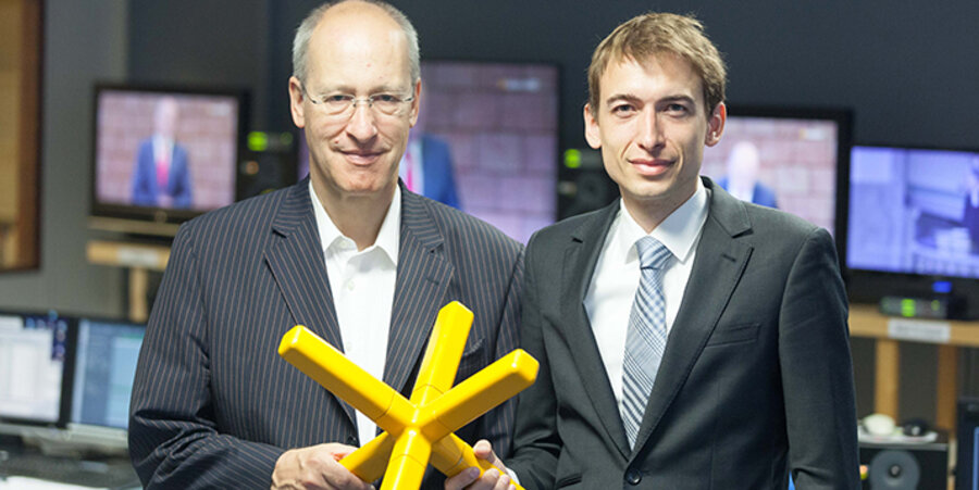v.l.: Bibel-TV-Gründer Norman Rentrop und Geschäftsführer Matthias Brender. Foto: Bibel TV