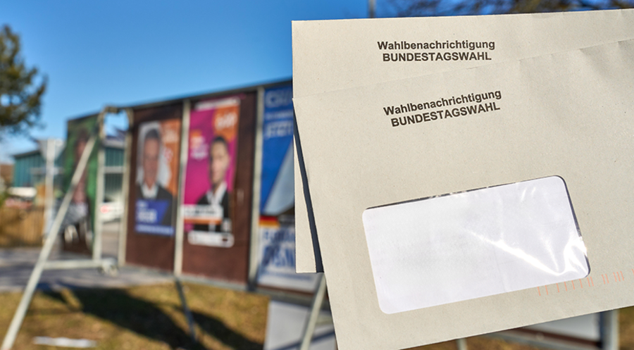 Wahlentscheidung soll „im Einklang mit dem eigenen Gewissen und den christlichen Werten getroffen werden“. Foto: picture alliance CHROMORANGE/Michael Bihlmayer 