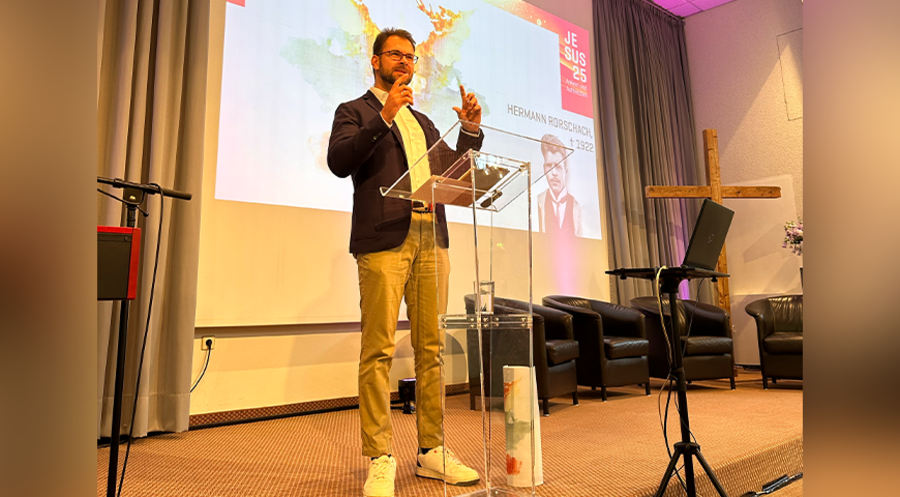„Die Geschichtsvergessenheit vieler Christen macht mir zu schaffen“: Markus Voss. Foto: Thomas Richter