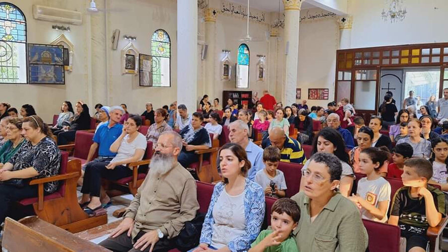 Menschen, die in der Pfarrei „Heilige Familie“ in Gaza-Stadt Zuflucht gesucht haben. Foto: Pfarrei "Heilige Familie" Gaza