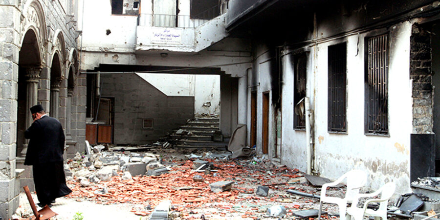 Die syrisch-orthodoxe Umm al-Zenar Kirche in Homs wurde im Krieg schwer beschädigt. Foto: picture-alliance/AP Photo