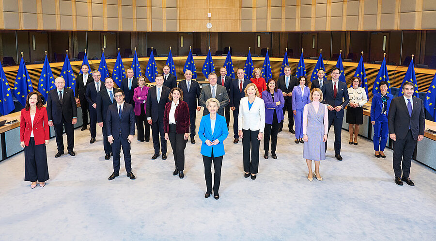 Die Mitglieder der amtierenden Europäischen Kommission. Foto: Europäische Union/Dati Bendo