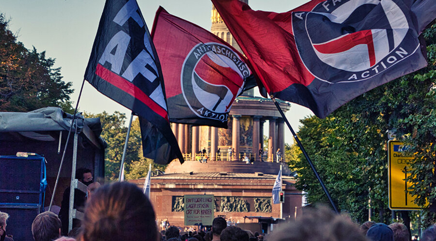 Eine linksradikale Demo in Berlin. Foto: unsplash.com