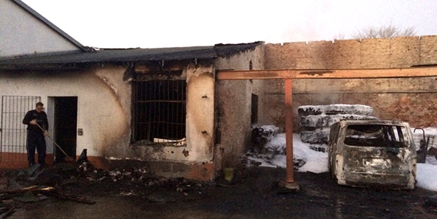 Das Gebäude der Geschäftsstelle der „Demo für alle“ nach dem Brandanschlag. Foto: Beverfoerde