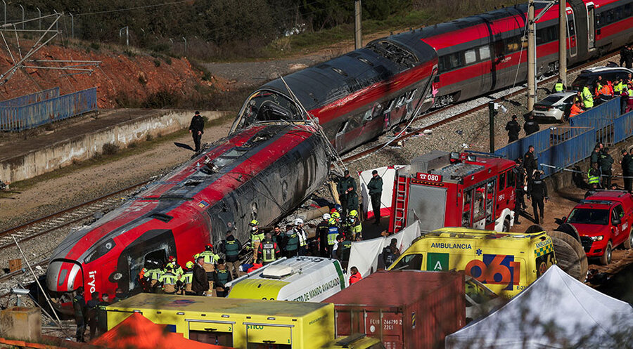 Mindestens 41 Menschen kamen bei dem Zugunglück in Spanien ums Leben. Foto: picture-alliance/REUTERS|Susana Vera