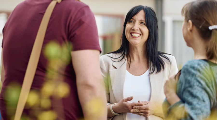 Das Theologische Seminar Adelshofen will Teilnehmer auf der Veranstaltung „hin – Konferenz für Evangelisation“ befähigen, über den christlichen Glauben zu sprechen. Foto: tsadelshofen.de