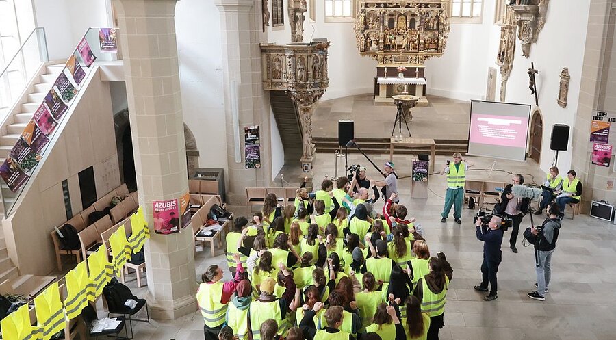 In der evangelischen Kaufmannskirche in Erfurt fand ein AfD-Blockade Training statt. Foto: picture alliance/dpa | Bodo Schackow
