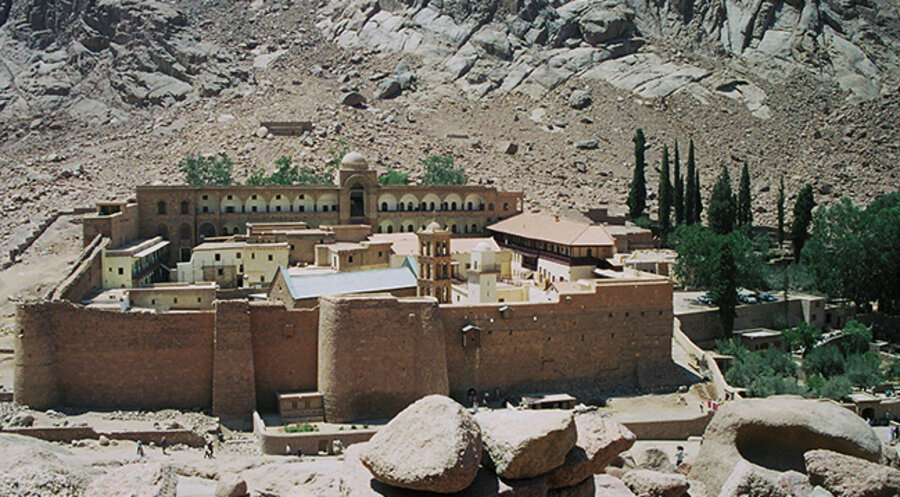 Das Katharinenkloster liegt am Fuß des Berges Sinai. Foto: pixabay.com