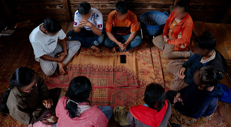 Christen im Süden von Laos versammeln sich in einem Privathaus. Foto: Open Doors