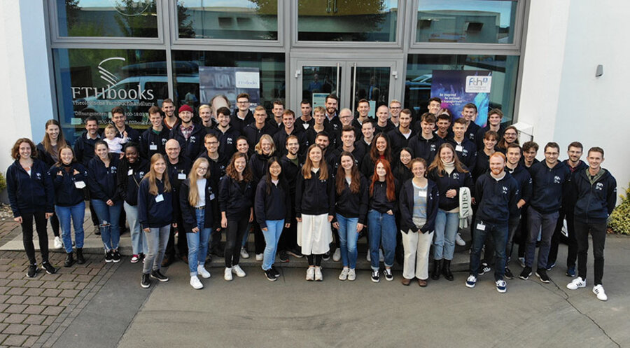 58 neue Studenten wurden an der FTH Gießen begrüßt. Foto: FTH Gießen