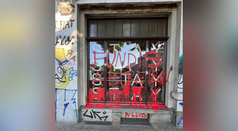Wiederholtes Ziel von Graffiti-Anschlägen: Das freikirchliche „Stay Café“ in Leipzig. Foto: Privat