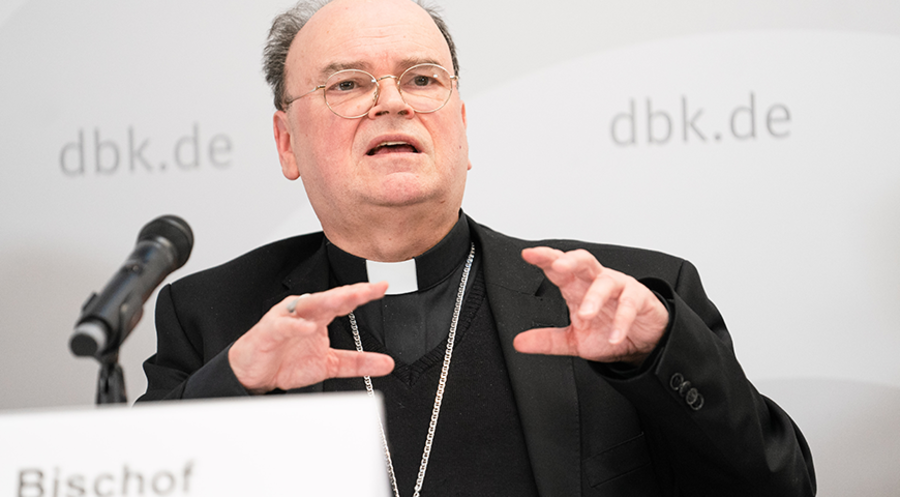 „Niemals die Augen vor der Verfolgung von Gläubigen verschließen“: Der Vorsitzende der Kommission Weltkirche der Deutschen Bischofskonferenz, Bischof Bertram Meier. Foto: Picture Alliance/dpa/Nicolas Armer