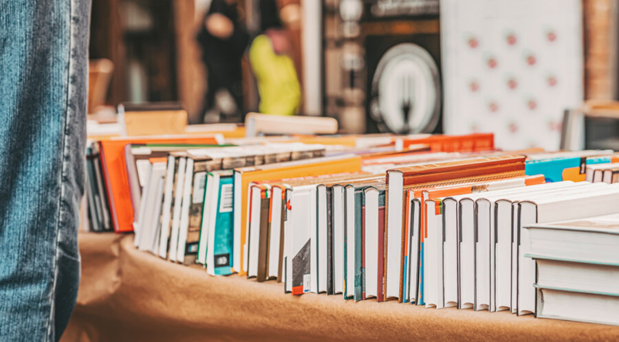 Der christliche Buchmarkt ist im Umbruch. Foto: iStock/Svetlanais