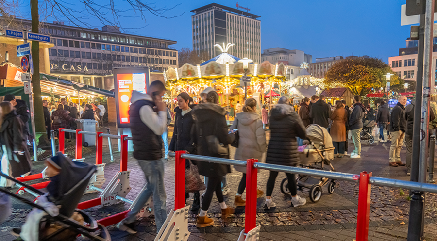 Die absolute Mehrheit der Befragten plant einen Weihnachtmarktbesuch. Symbolfoto: picture alliance/Jochen Tack
