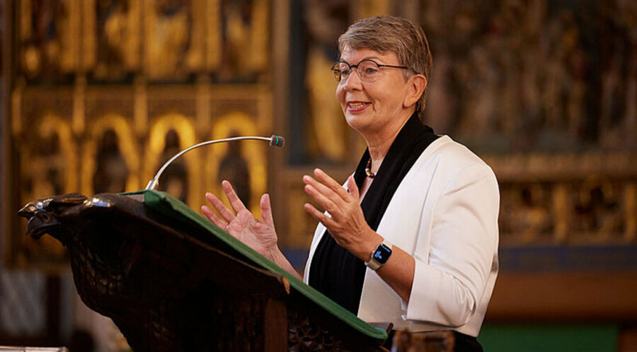 Landesbischöfin Kristina Kühnbaum-Schmidt beim Chorfest „Dreiklang“ in Schwerin. Foto: Oliver Borchert, Nordkirche