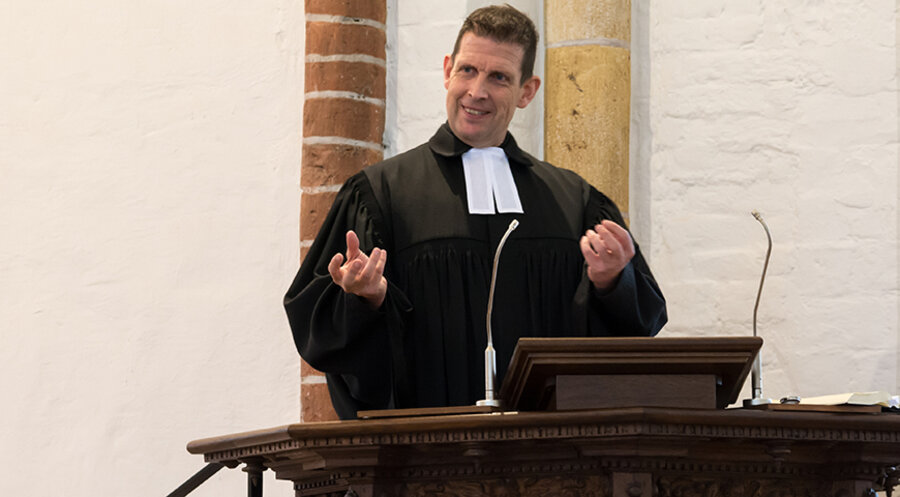 Pastor Olaf Latzel in seiner Predigt am 18. April. Foto: Privat