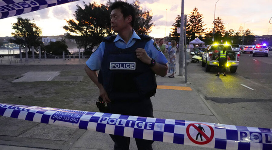 Die Polizeit hat den Bereich um den Bondi Beach weiträumig abgesperrt. Foto: picture-alliance/ASSOCIATED PRESS|Mark Baker