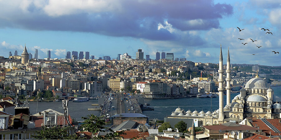 US-Außenminister Mike Pompeo hat sich in Istanbul zu Gesprächen mit dem griechisch-orthodoxen Patriarchen Bartholomäus I. und dem Apostolischen Nuntius in der Türkei, dem katholischen Erzbischof Paul Russell, getroffen. Symbolbild: pixabay.com