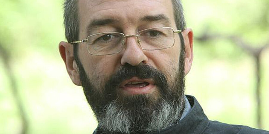 Der Priester der Josephs-Gemeinde, der Argentinier Luis Montes. Foto: Amigos de Irak 