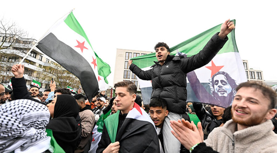 In Deutschland – hier in Essen – jubelten Syrer über das Ende des Assad-Regimes. Foto: picture-alliance/dpa