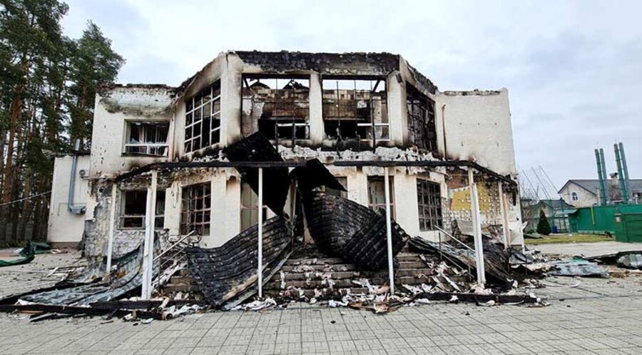 Im März 2022 trafen 30 Granaten die Bibelschule der Baptisten in Irpin und verursachten massive Schäden. Foto: Privat