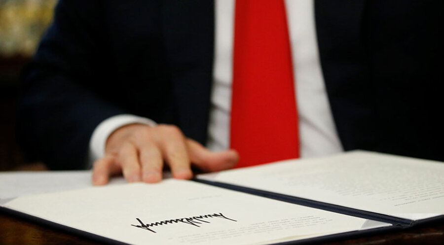 Vorurteile gegen Christen „ausmerzen“: Ein weiteres Dekret des US-Präsidenten hat innerhalb des Außenministeriums Besorgnis ausgelöst. Foto: picture alliance/REUTERS/LEAH MILLIS
