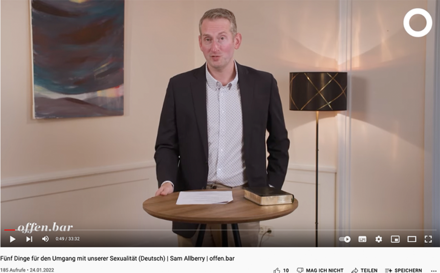 Sam Allberry hielt einen Vortrag für die christliche Mediathek offen.bar. Screenshot: YouTube/offenbar